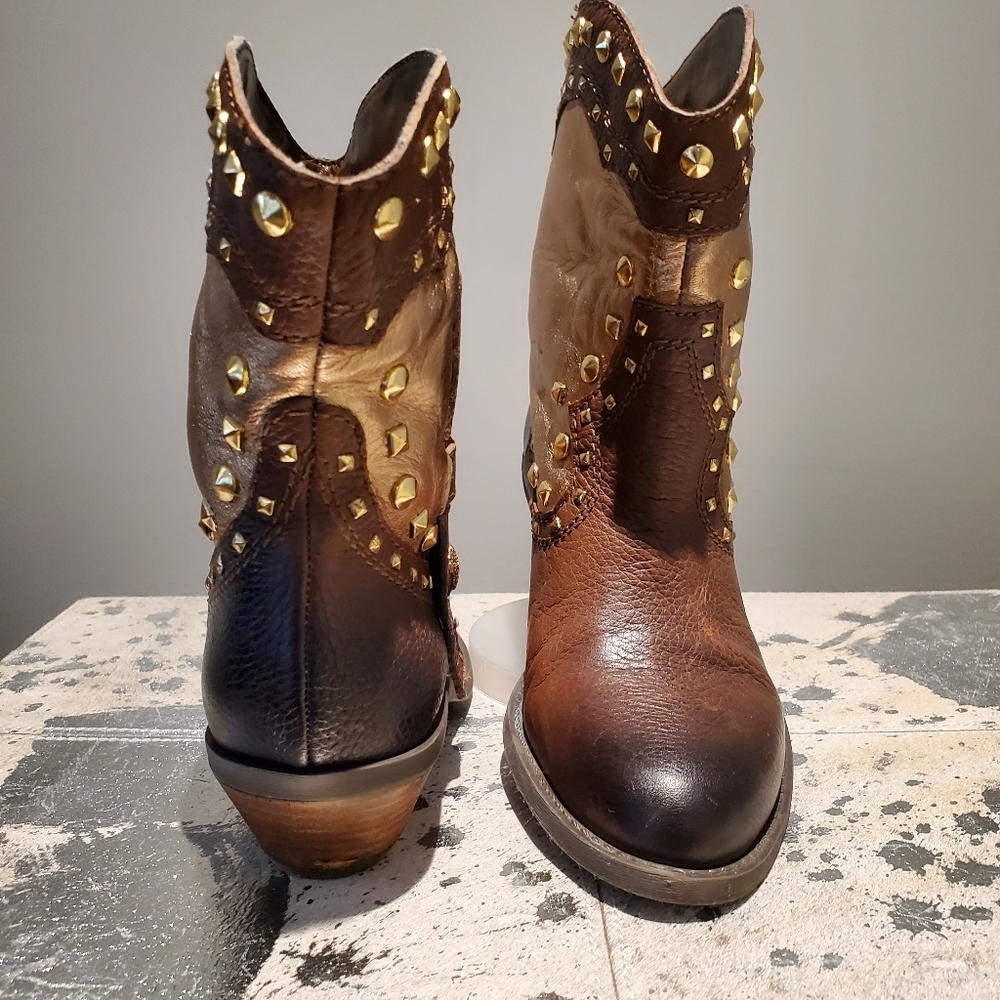 Vince Camuto "Madalissa" Studded Ankle Cowboy Boot Women's Size 6 - Picture 5 of 8